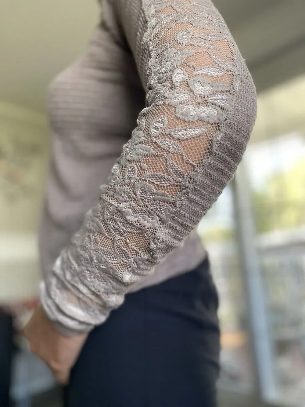 FREE PEOPLE Waffle Knit Crew Neck Long Lace Sleeves Tee Shirt L